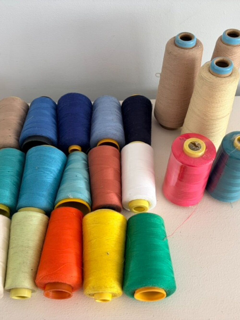 20 spools of polyester cone thread